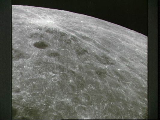 AS 08 - 10074969 (NASA Archives' Serial)
Parole chiave: The Moon from orbit - craters