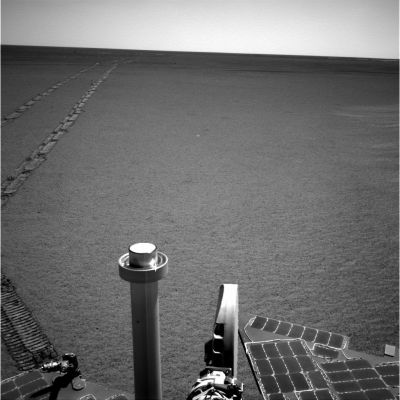 The way behind "Duck Bay" (2) - Sol 953
nessun commento
Parole chiave: Mars Panorama - Rover Tracks