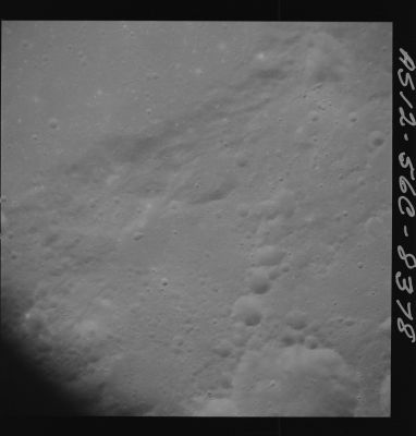 AS 12-56C-8378 - Highlands & Craters
Image Collection:  70mm Hasselblad 
Mission: Apollo 12 
Magazine:  56C 
Magazine Letter:  CC 
Film Width:  70 mm 
Film Color:  black & white 
Feature(s):  Descartes; Lalande; McClure and Teophilus
Parole chiave: The Moon from orbit - Craters and Highlands