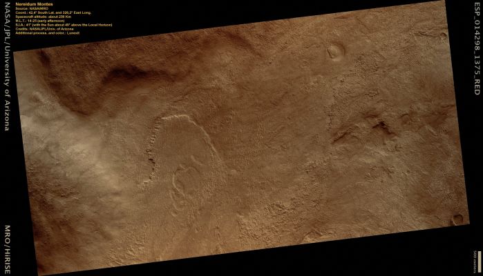 Nereidum Montes (Natural Colors; credits: Lunexit)
nessun commento
Parole chiave: Mars from orbit - Nereidum Montes Region