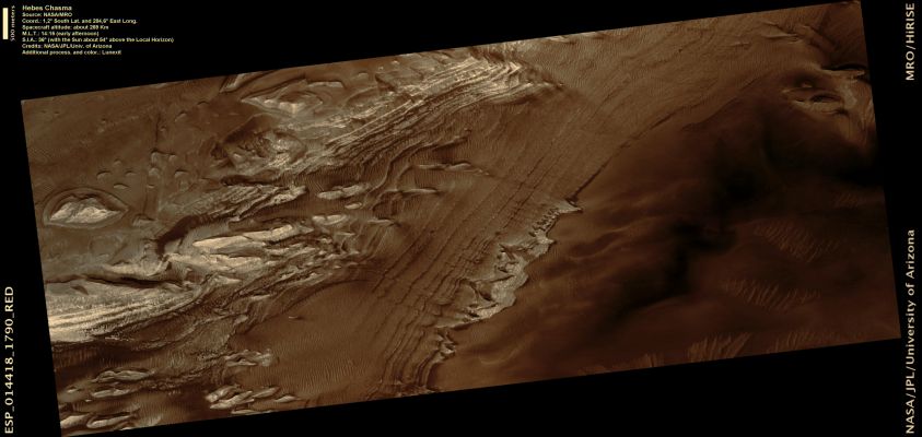 Hebes Chasma (Natural Colors; credits: Lunexit)
nessun commento
Parole chiave: Mars from orbit - Hebes Chasma Region