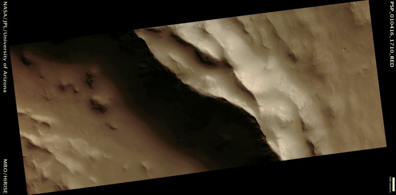 Terra Tyrrhena (Natural Colors; credits: Lunar Explorer Italia)
Mars Local Time: 15:43 (middle afternoon)
Coord. (centered): 9,1° South Lat. and 106,9° East Long.
Spacecraft altitude: 263,2 Km (such as about 164,5 miles) 
Original image scale range: 52,7 cm/pixel (with 1 x 1 binning) so objects ~ 1,58 mt across are resolved 
Map projected scale: 50 cm/pixel
Map projection: EQUIRECTANGULAR 
Emission Angle: 8,1° 
Phase Angle: 53,5°
Solar Incidence Angle: 60° (meaning that the Sun is about 30° above the Local Horizon)
Solar Longitude: 142,5° (Northern Summer)
Credits: NASA/JPL/University of Arizona
Additional process. and coloring: Lunar Explorer Italia
Parole chiave: Mars from orbit - Terra Tyrrhena